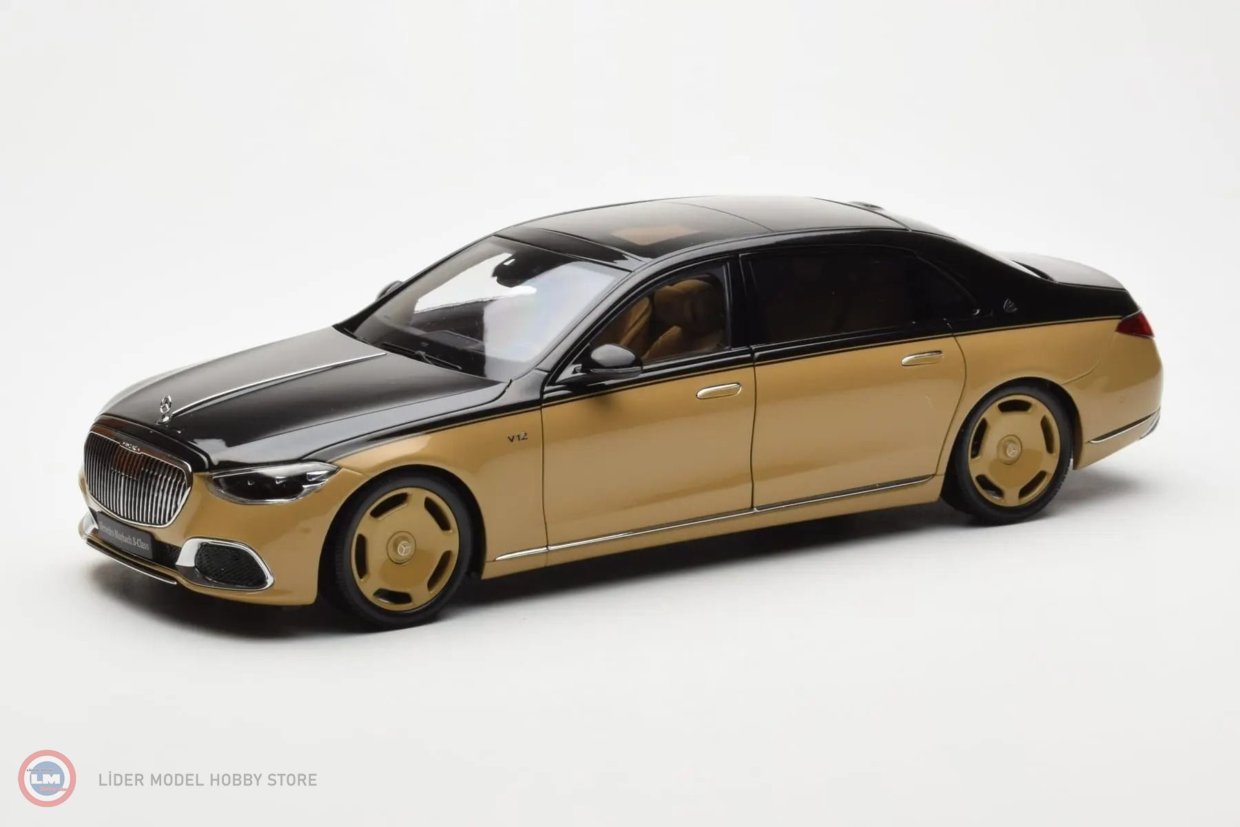 1:18 2021 Mercedes Benz S680 Maybach