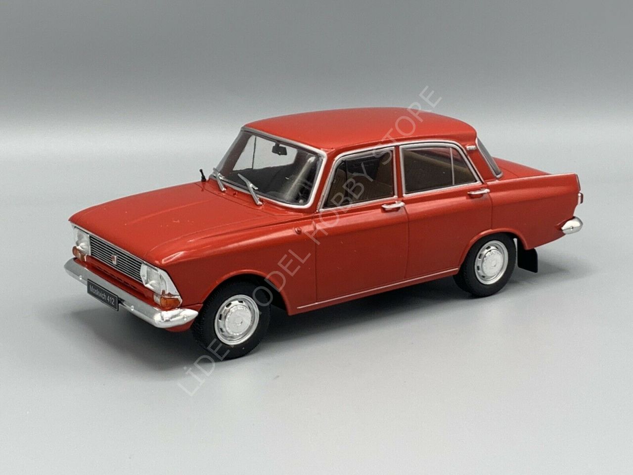 1:24 1969 Moskvich 412 Limousine