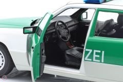 1:18 1992 Mercedes Benz 230E W124 Limousine Polizei