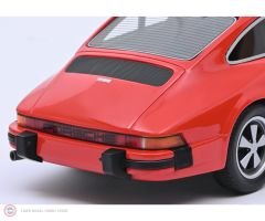 1:18 Porsche 911 Coupe - Red