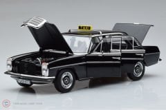 1:18 1968 Mercedez Benz 200 Taxi W115