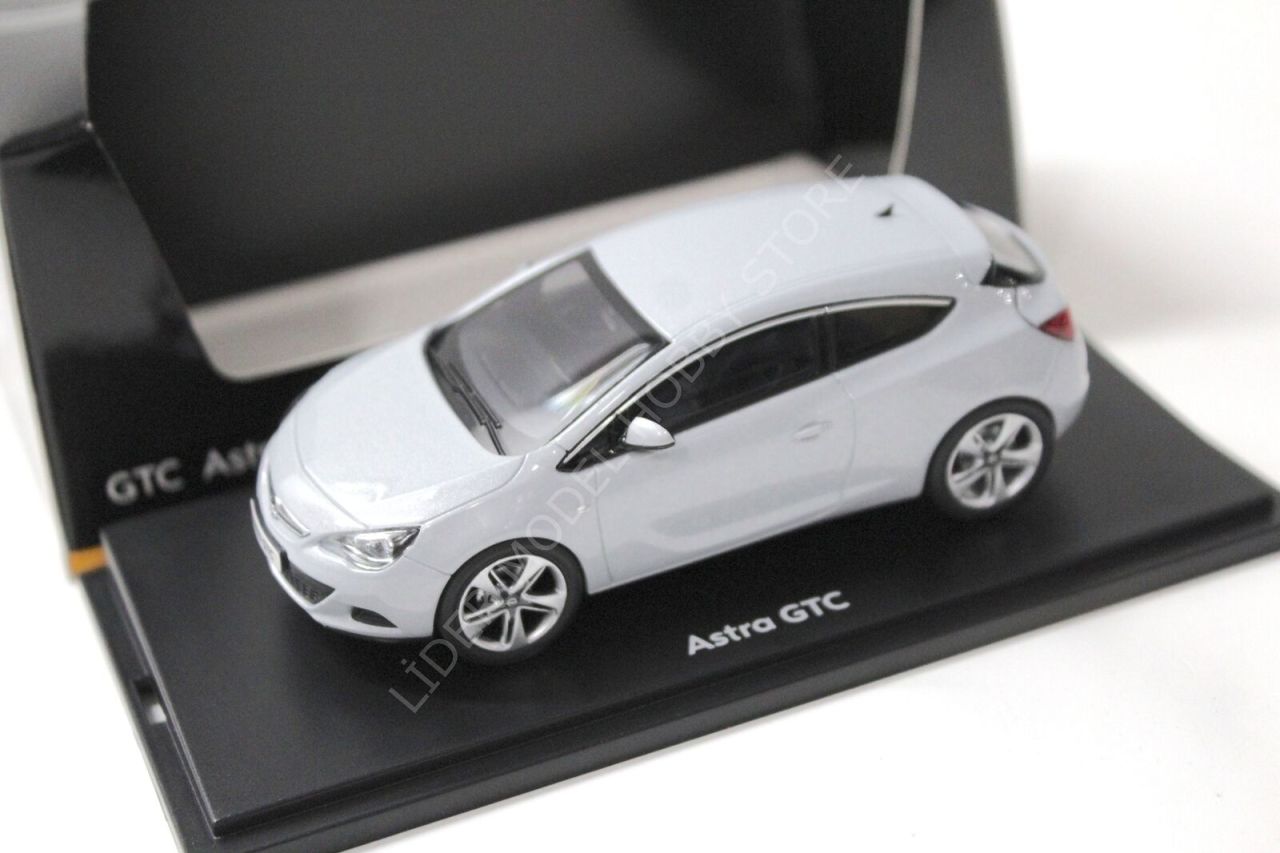1:43 2012 Opel Astra J GTC
