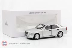 1:18 1993 Mercedes Benz C Class C36 AMG W202