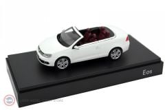 1:43 2011 Volkswagen Eos