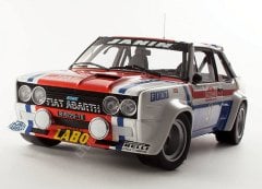 1:18 Fiat 131 Abarth 1977 Rally Sanremo