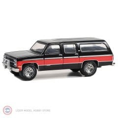 1:64 Greenlight 1990 Chevrolet Suburban Two-Tone All Terrain Series