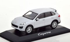 1:43 2014 Porsche Cayenne