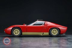 1:18 1966 Lamborghini Miura S
