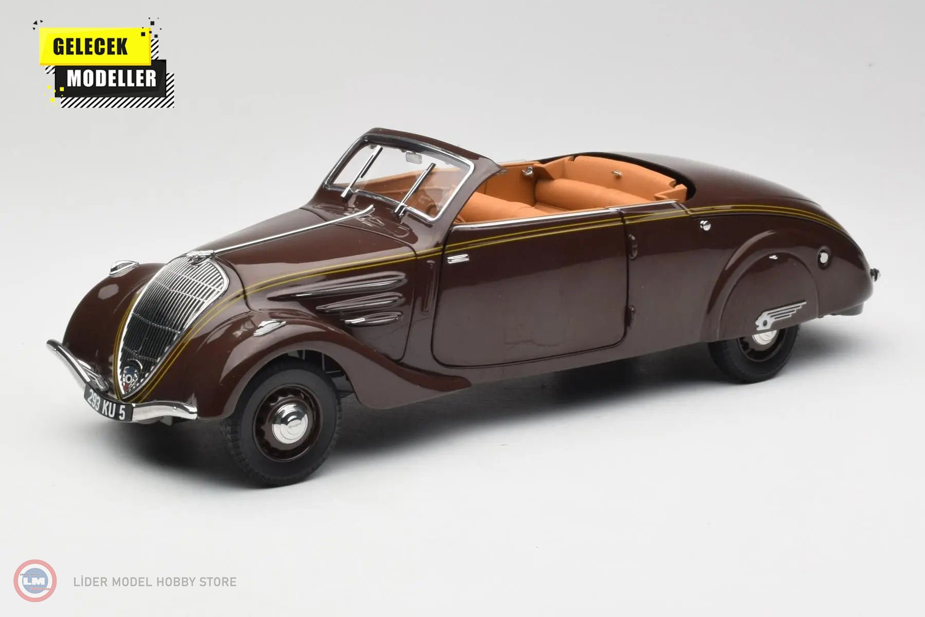 1:18 1937 Peugeot 402 Eclipse Chocolate