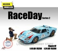 1:18 American Diorama 76298 Race Day II  '' Figure IV ''