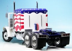 1:18 1967 Peterbilt 359