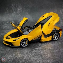 1:18 FERRARI LAFERRARI APERTA – Yellow