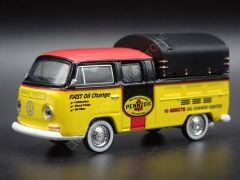 1:64 1968 Volkswagen T2 DoKa Canopy Pennzoil Oil Shop