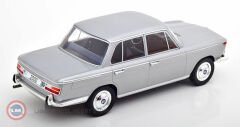 1:18 1966 BMW 2000