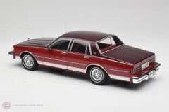 1:18 MCG 1987 Chevrolet Caprice