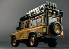 1:43 1993 Land Rover Defender 110 Camel Trophy Sabah Malasia