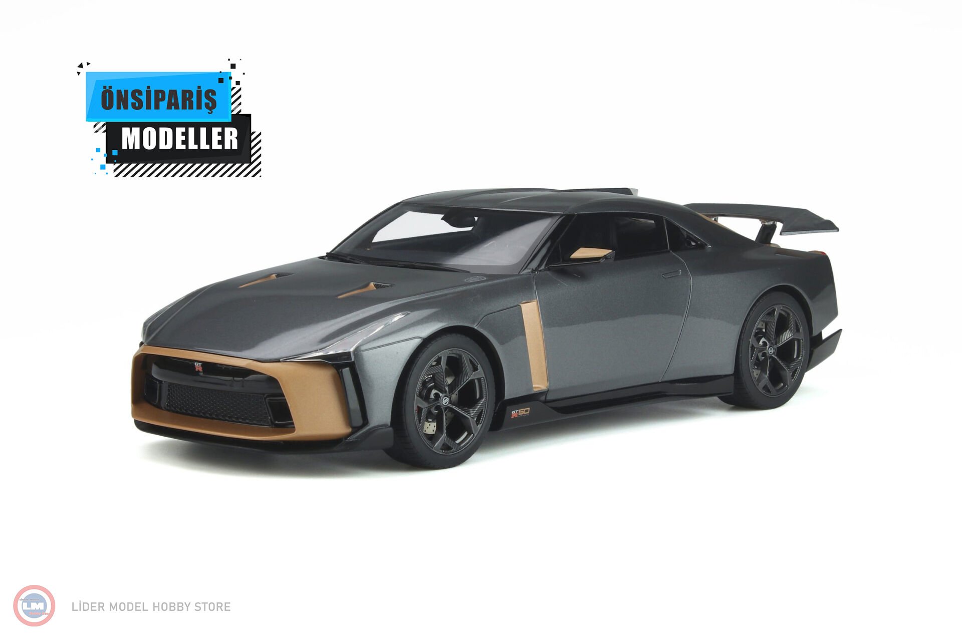 1:18 2018 Nissan GT-R R50 by italdesign