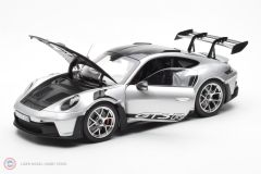 1:18 2022 Porsche 911 GT3 RS Weissach pack