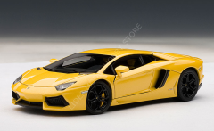 1:43 Lamborghini Aventador LP700-4