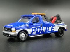 1:64 1999 Ford F450 Police Tow Truck
