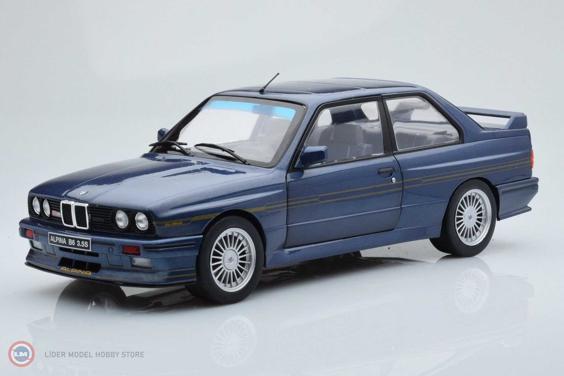 1:18 1990 BMW Alpina B6 3.5S