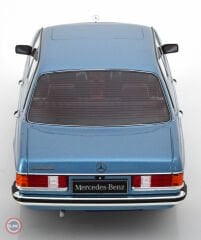 1:18 1975 Mercedes Benz 230E (W123)