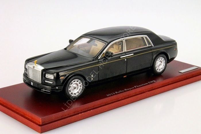 1:43 2012 Rolls Royce Phantom EWB