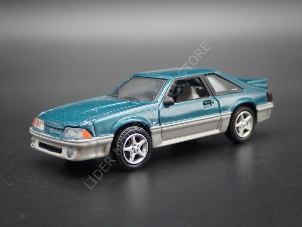 1:64 1991 Ford Mustang GT