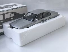 1:18 1988 BMW 535i E34