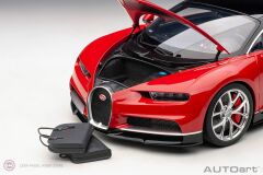 1:12 2017 Bugatti Chiron (Italian Red  Nocturne Black)