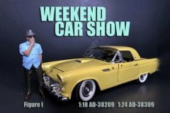 1:18 American Diorama Car Show Figure #1 38209