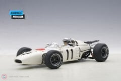 1:18 1965 Honda RA272 F1 Grand Prix Mexico 1965 #11 R.Ginther (with driver figurine)