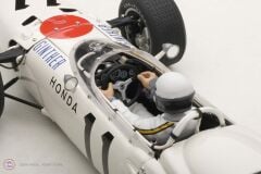 1:18 1965 Honda RA272 F1 Grand Prix Mexico 1965 #11 R.Ginther (with driver figurine)