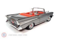 1:18 1957 Chevrolet Bel Air Convertible