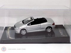 1:43 2003 Peugeot 307 CC