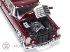 1:18 1966 Mercedes Benz 600 Pullman