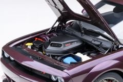 1:18 Autoart 2022 Dodge Challenger RT SCAT PACK SHAKER WIDEBODY (hellraisin)