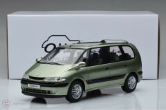 1:18 2001 Renault Espace 3