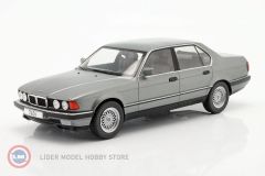 1:18 1992 BMW 740i E32