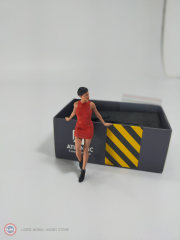 1:18 Atlantic Diorama Kırmızı Elbiseli Yaslanan Kadın Figürü