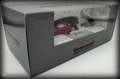 1:64 1996 Ferrari F40 LM Press Version RedSilver Wheels