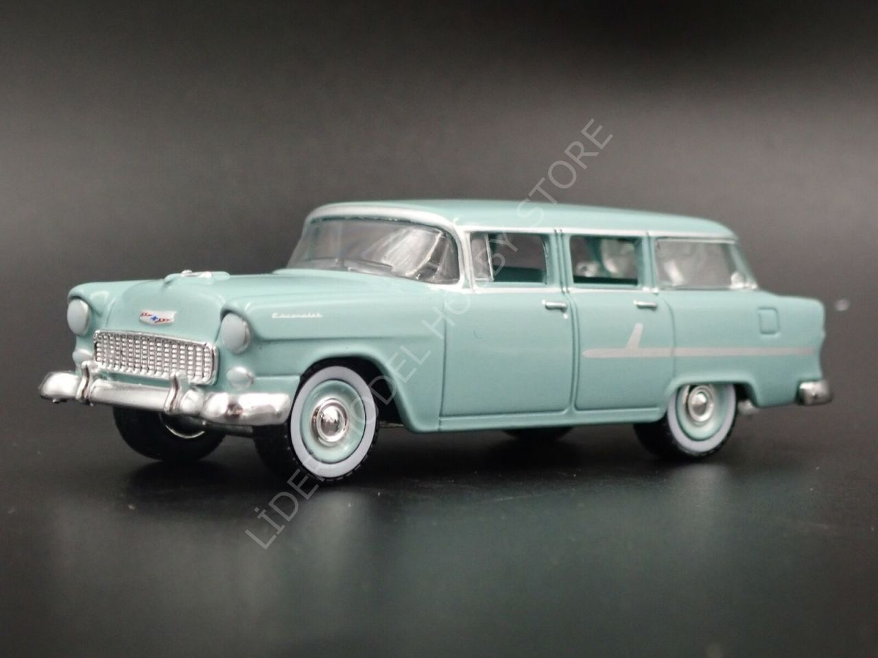 1:64 1955 Chevrolet Nomad Two Ten Townsman