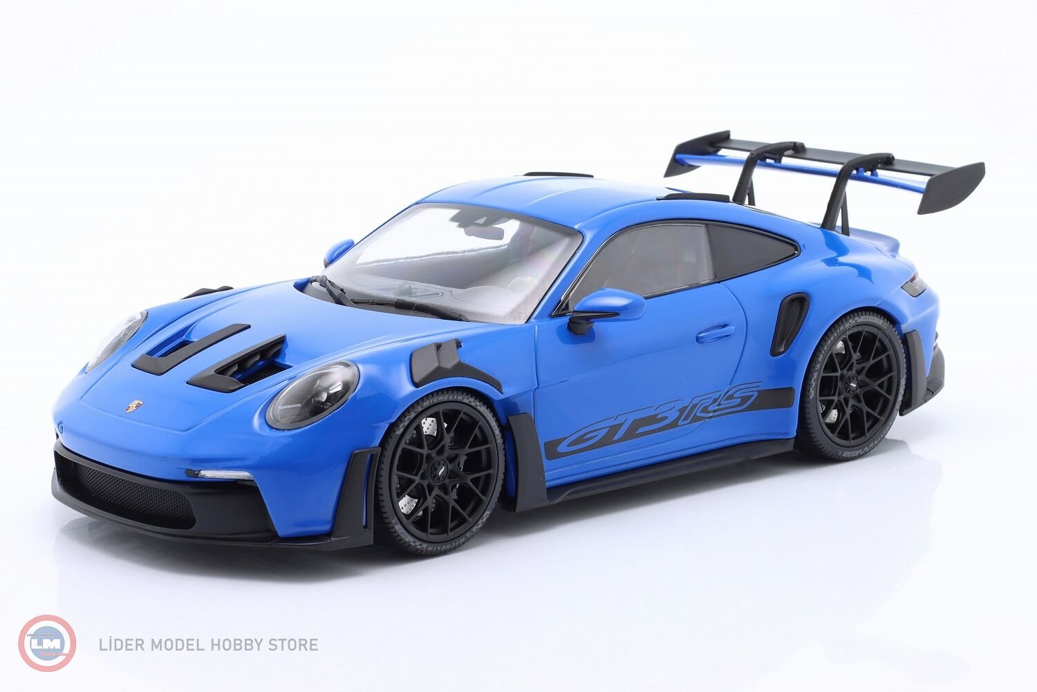 1:18 2023 Porsche 911 (992) GT3 RS