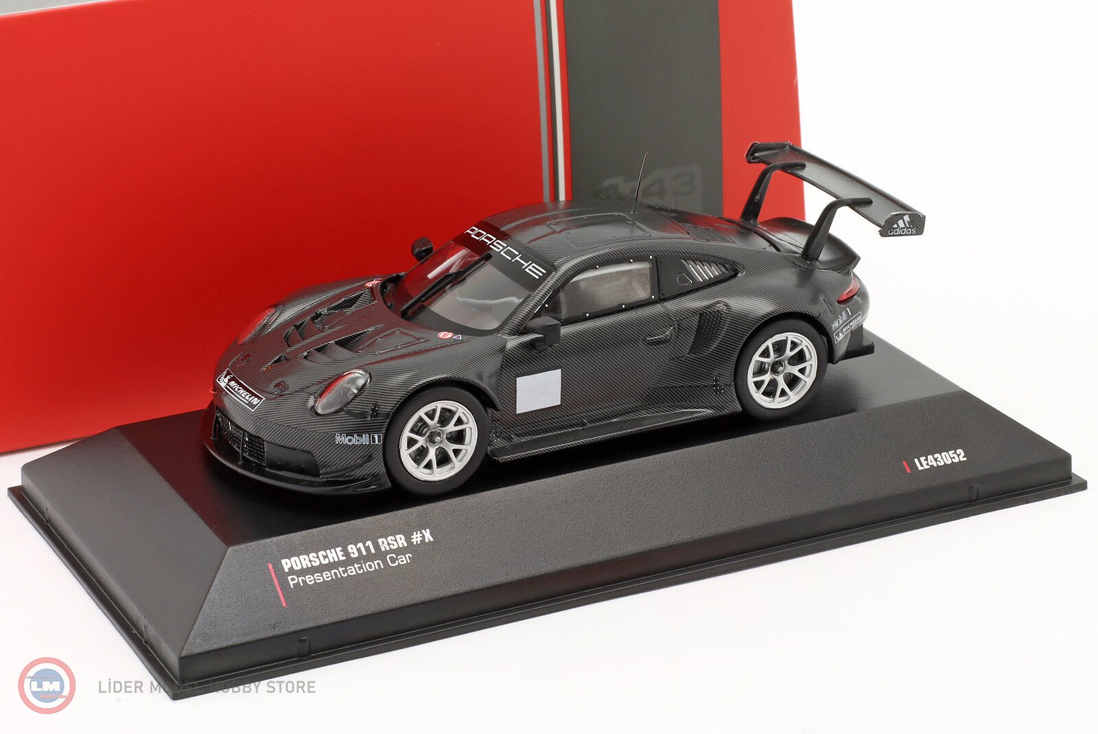 1:43 2017 Porsche 911 RSR Pre-Season Presentation Car