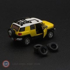 1:64 2015 Toyota FJ Cruiser