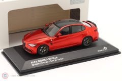 1:43 2016 Alfa Romeo Giulia QV