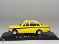 1:43 1970 Volvo 144 Stockholm Taxi