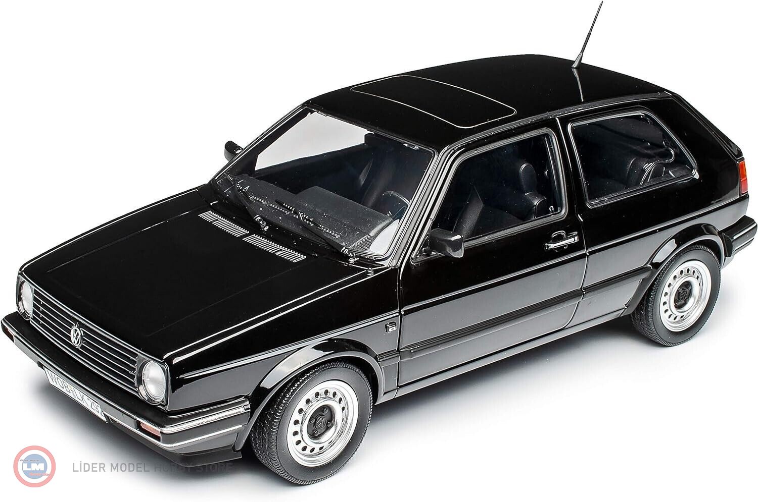 1:18 1988 Volkswagen Golf 2 CL