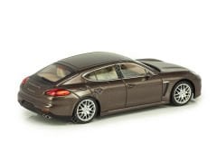 1:43 2013 Porsche Panamera S