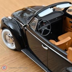 1:18 Norev 1972 Volkswagen Beetle 1303 Cabriolet